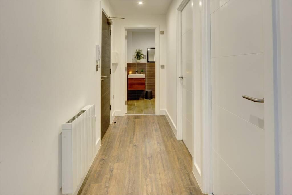 קובנטרי Modern & Stylish 2Br Apartment - Queens House מראה חיצוני תמונה